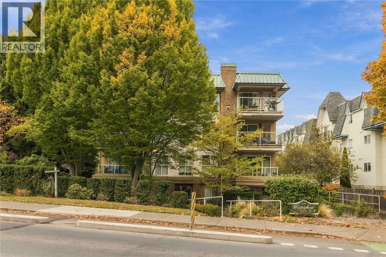 203 1710 Fort Street, Victoria