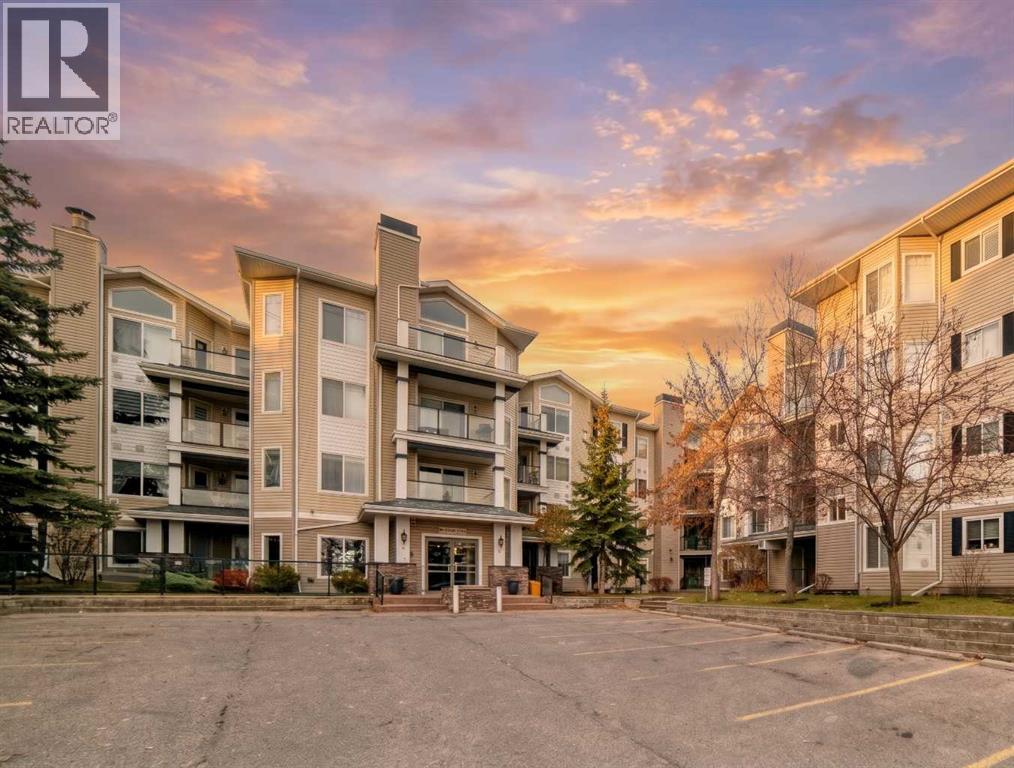 302, 369 Rocky Vista Park NW, Calgary, Alberta, T3G5K7