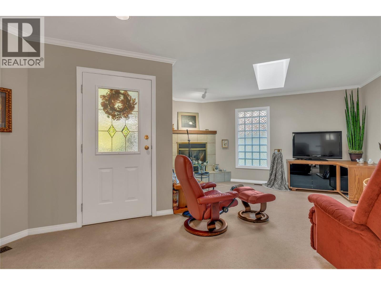930 MOOSEJAW Street, Penticton - Image 1