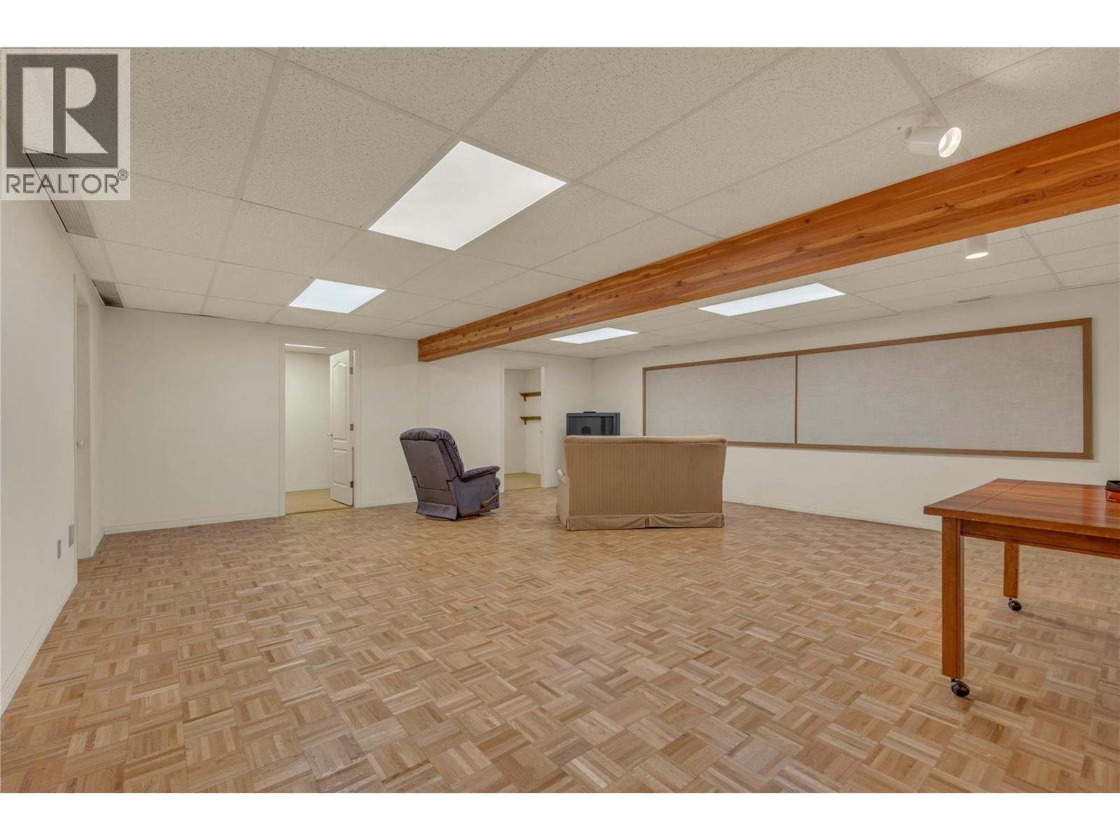 930 MOOSEJAW Street, Penticton - Image 1