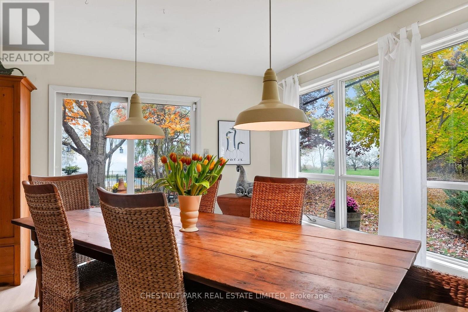 3797 Lakeshore Road, Clarington, ON photo 7