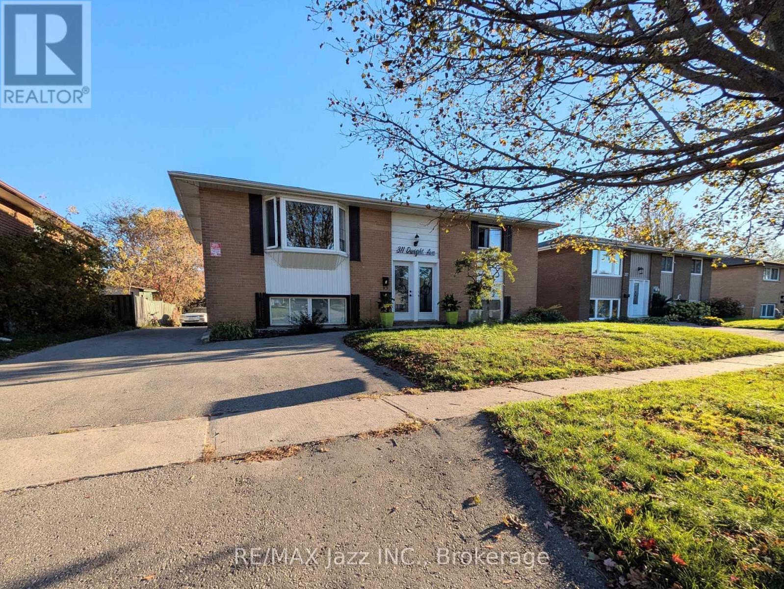 2- 311 Dwight Avenue, Oshawa, ON photo 1