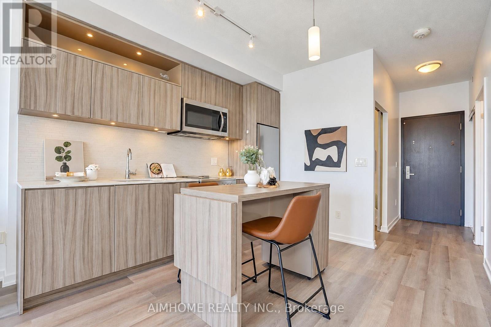 2403- 50 Forest Manor Road, Toronto, ON photo 10
