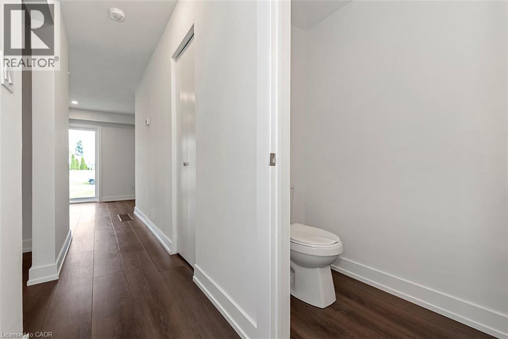 59 WOODMAN Drive N, Hamilton — photo 10