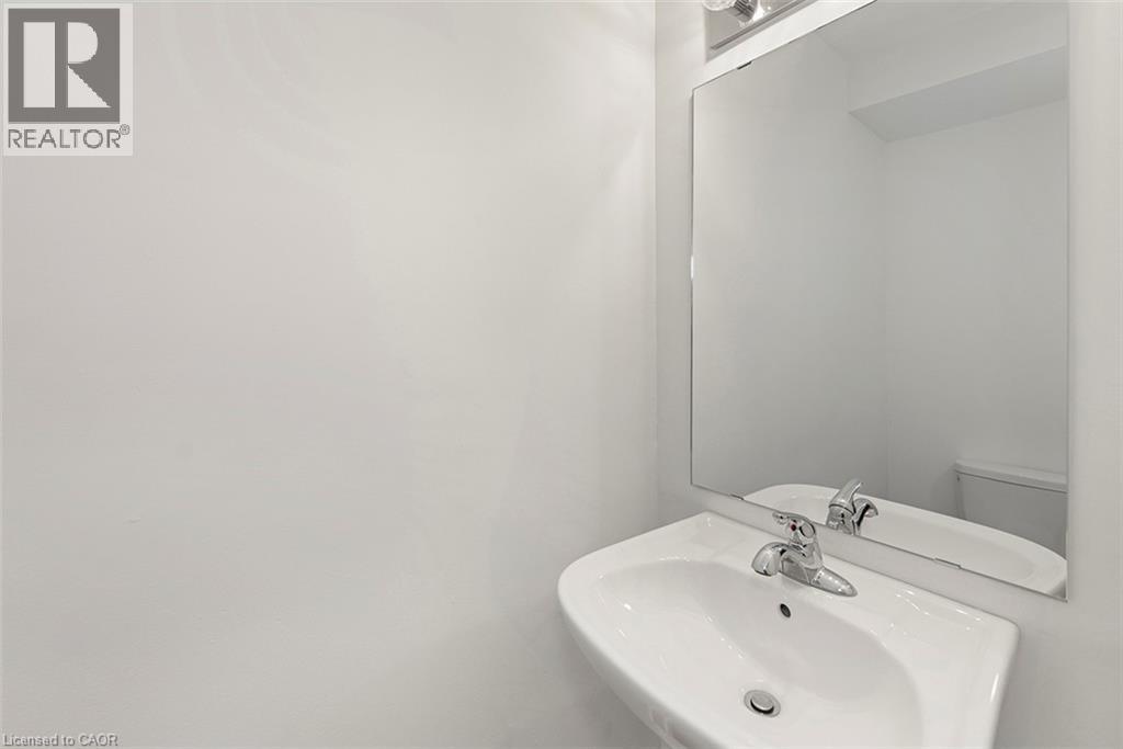59 WOODMAN Drive N, Hamilton — photo 9