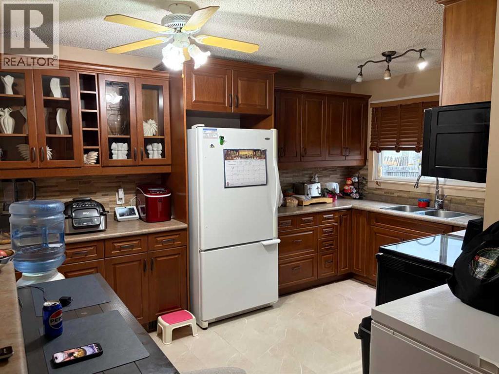 15 Baxter Crescent, Whitecourt — photo 5