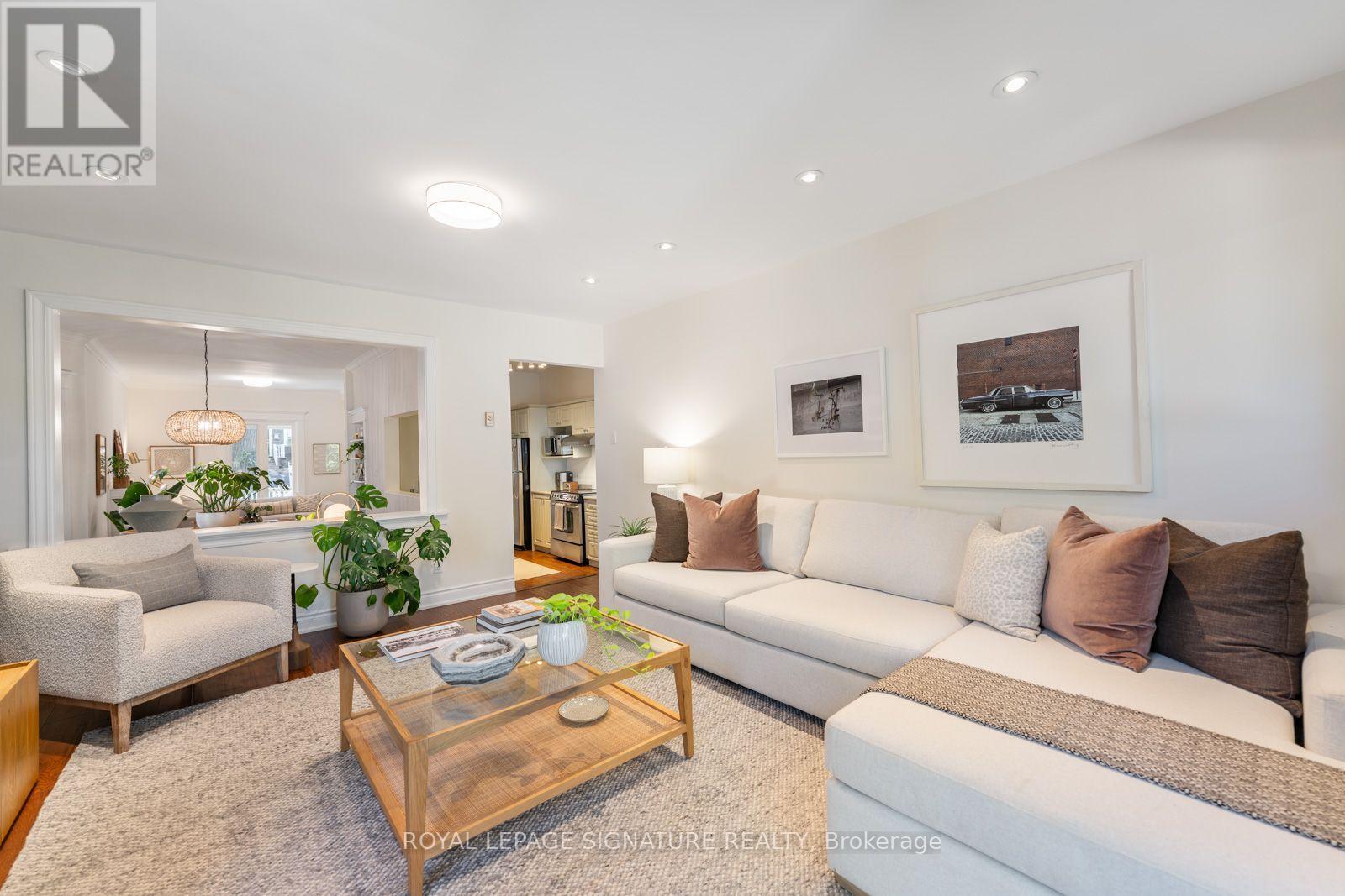 106 Spruce Hill Road, Toronto, ON photo 20