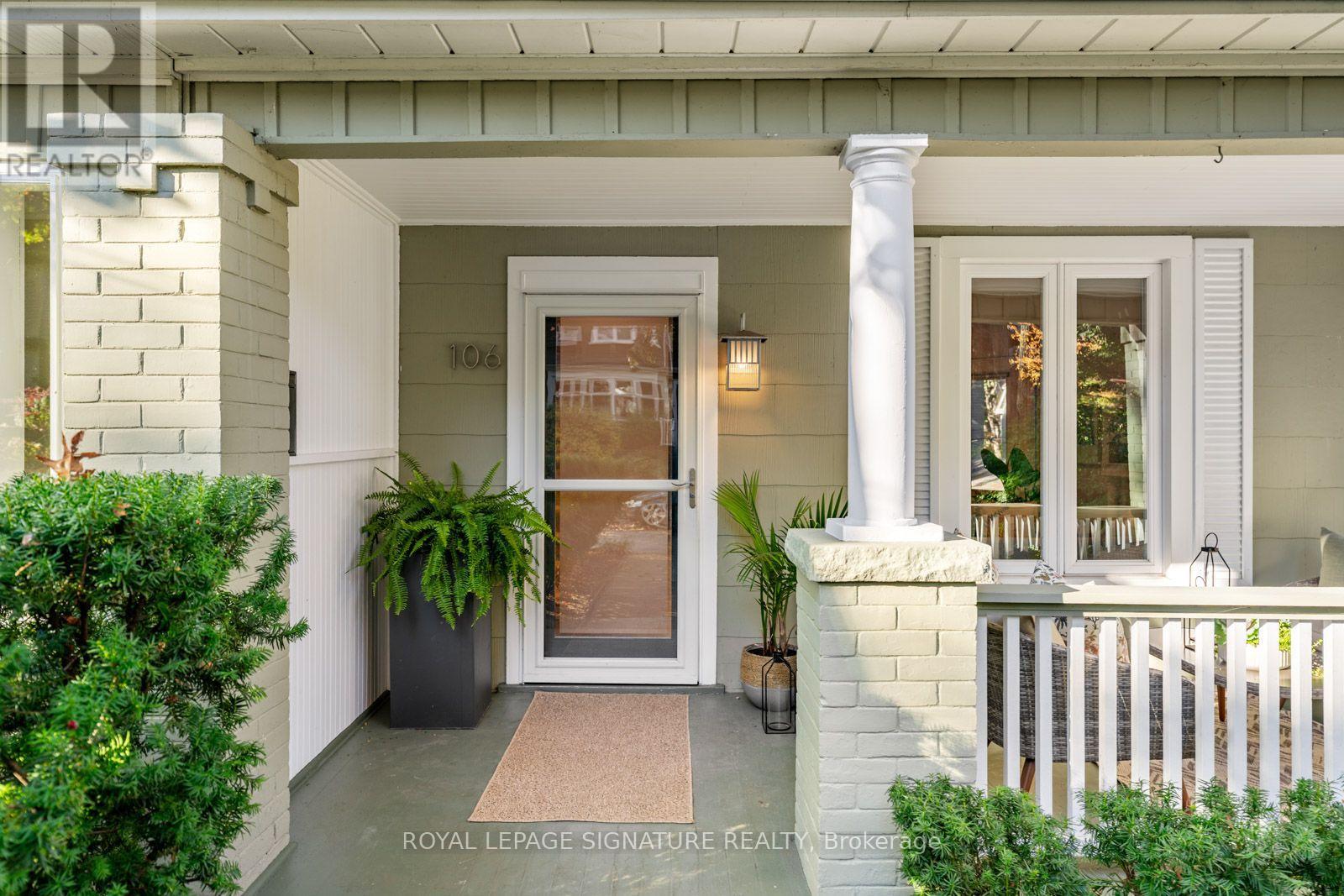 106 Spruce Hill Road, Toronto, ON photo 3