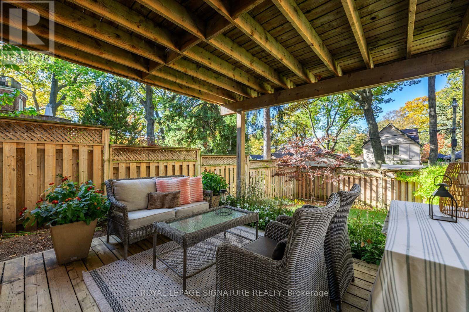 106 Spruce Hill Road, Toronto, ON photo 34