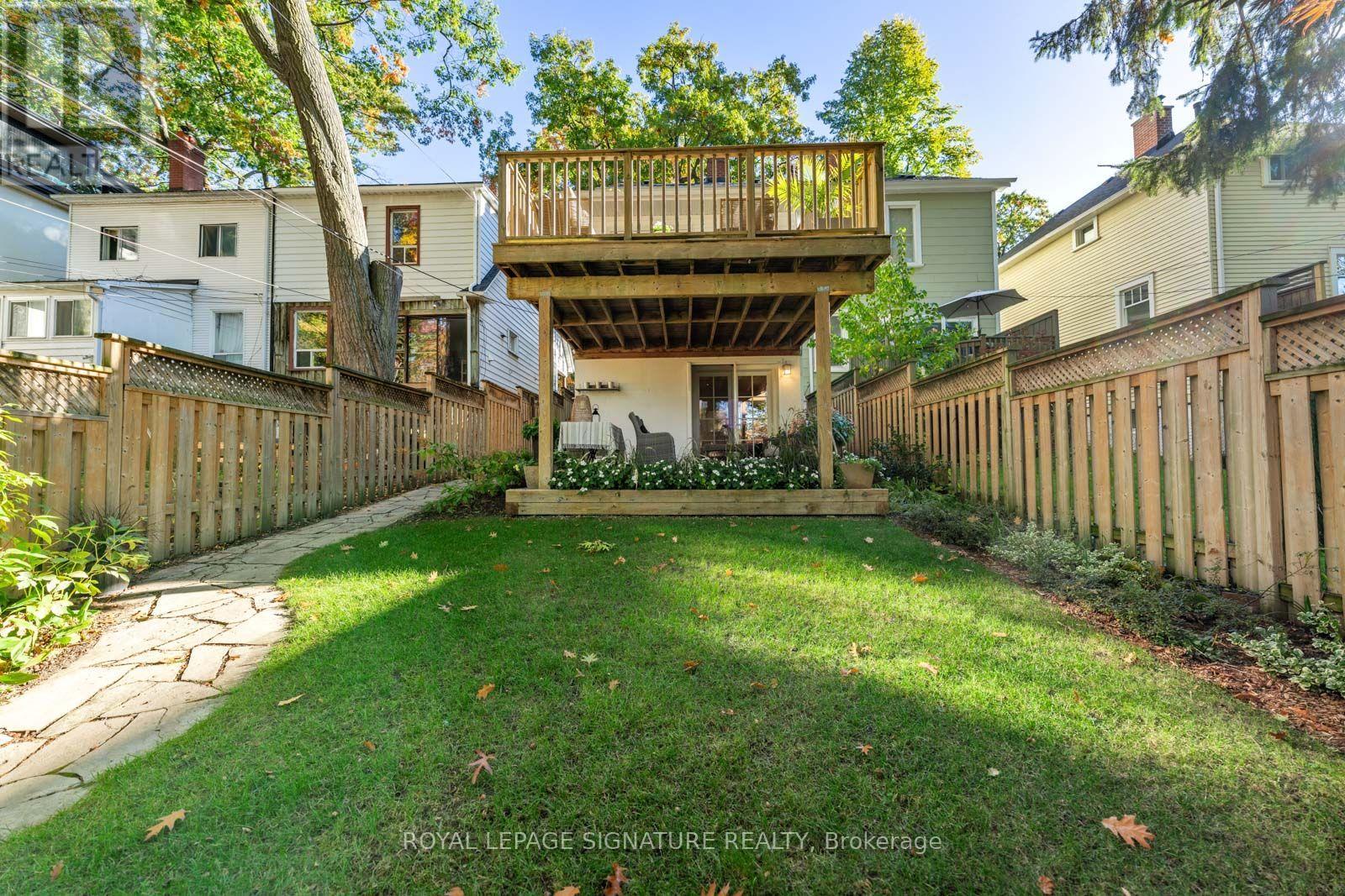 106 Spruce Hill Road, Toronto, ON photo 37