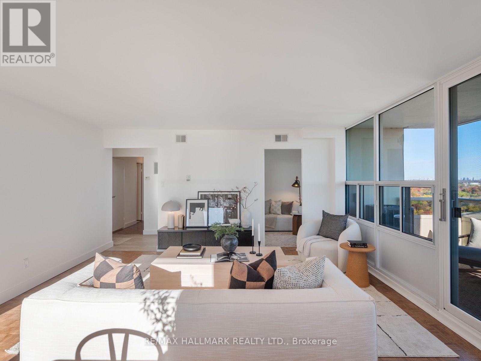 2102- 980 Broadview Avenue, Toronto, ON photo 10