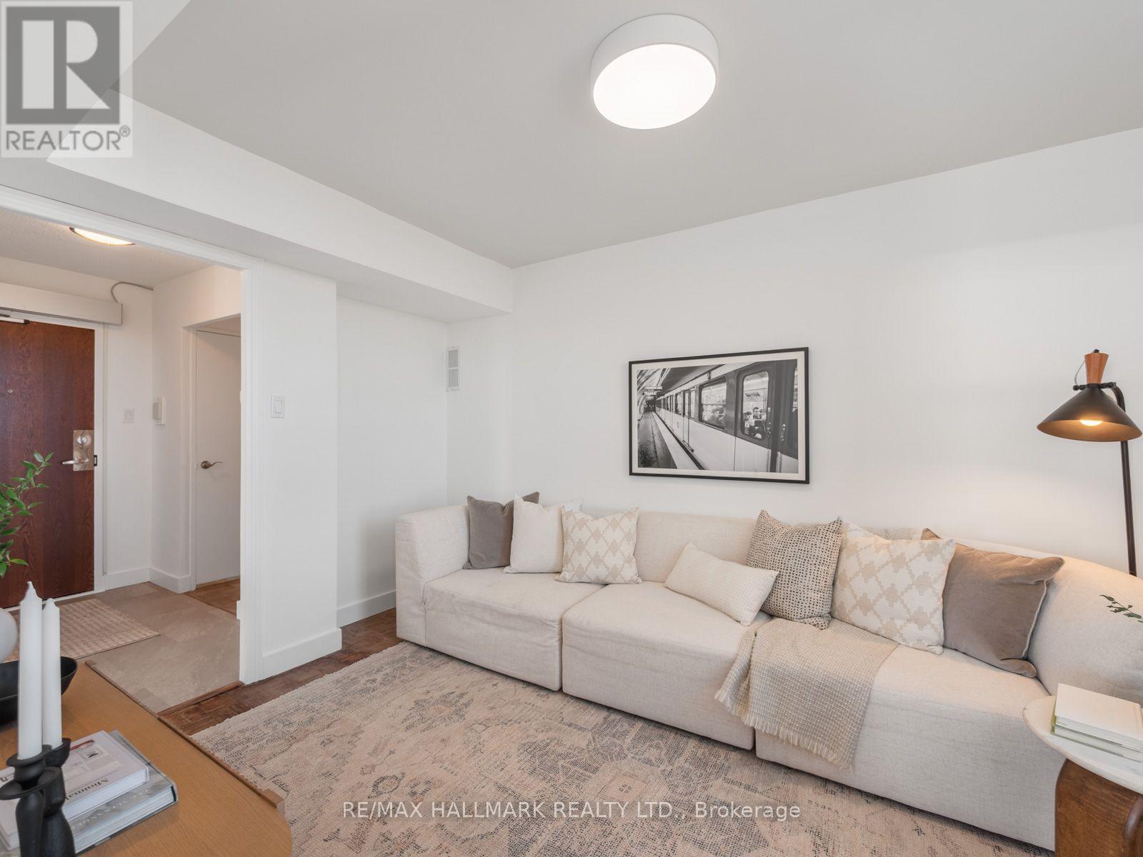 2102- 980 Broadview Avenue, Toronto, ON photo 20