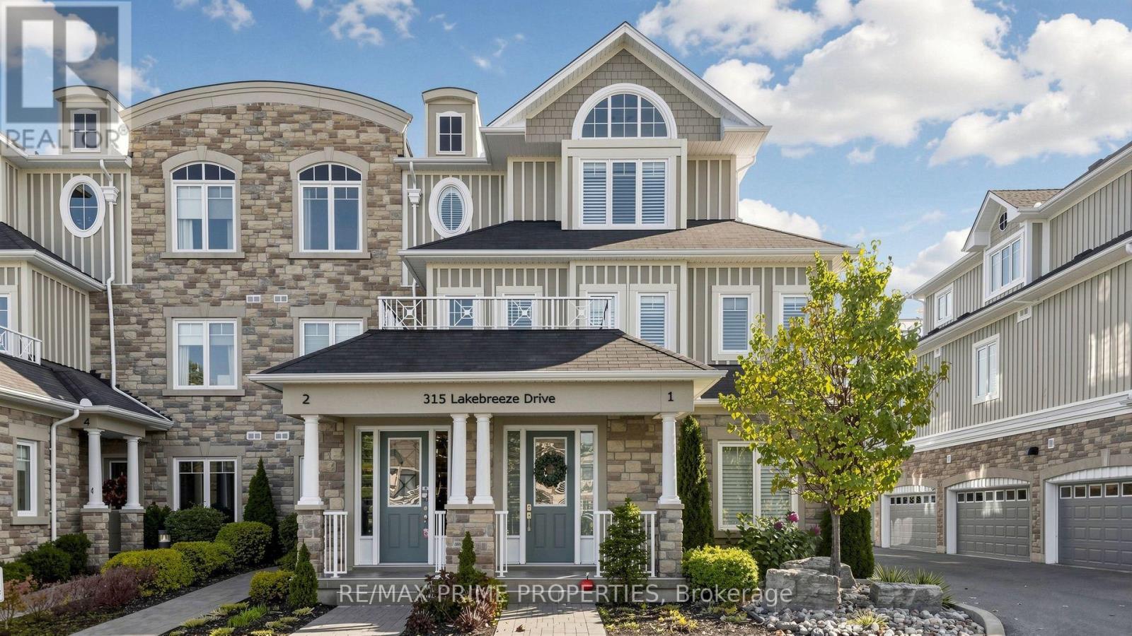 1- 315 Lakebreeze Drive, Clarington, ON photo 1