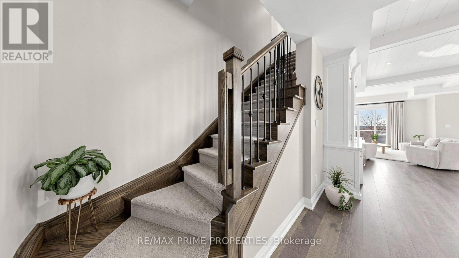 1- 315 Lakebreeze Drive, Clarington, ON photo 27