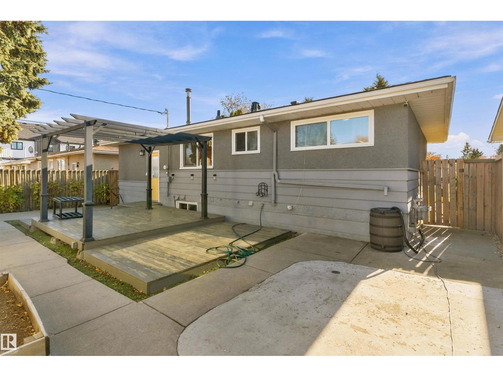 9508 129A AV NW NW, Edmonton — photo 30