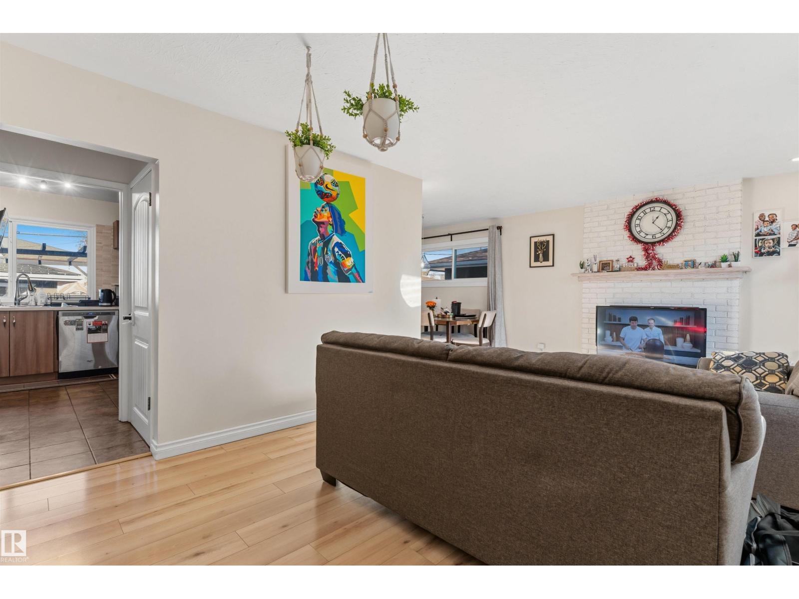 9508 129A AV NW NW, Edmonton — photo 7