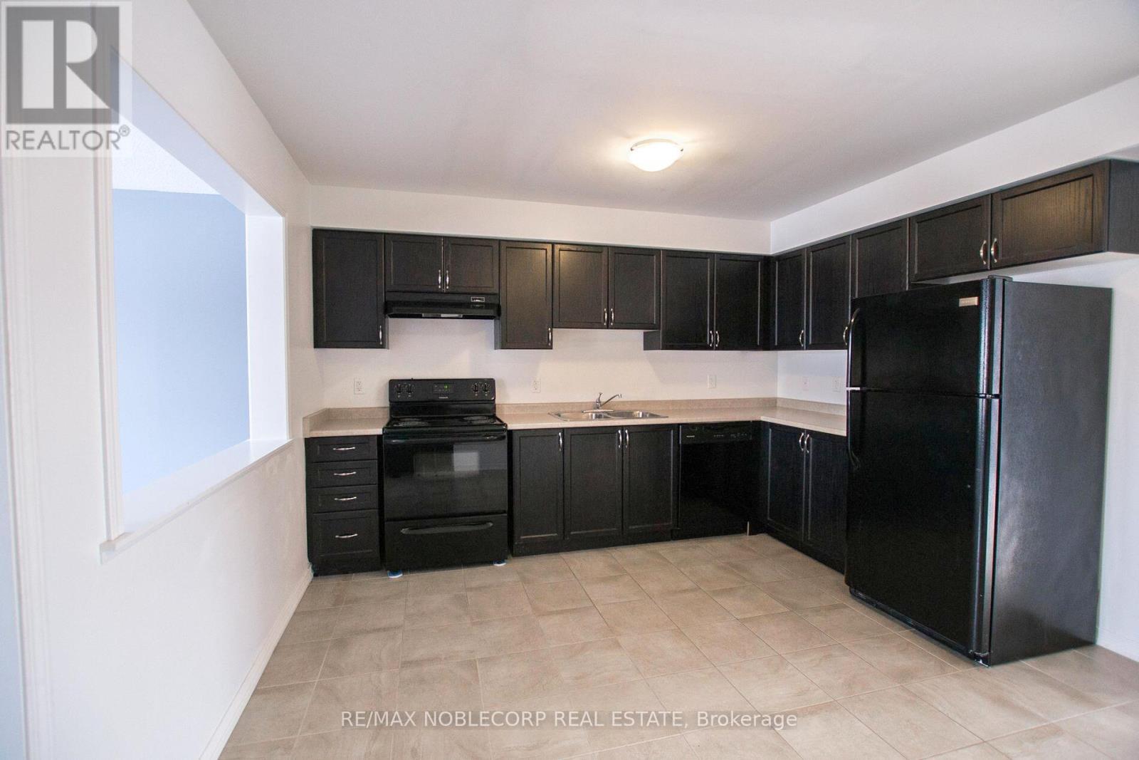 1287 Coleman Crescent, Innisfil photo 3