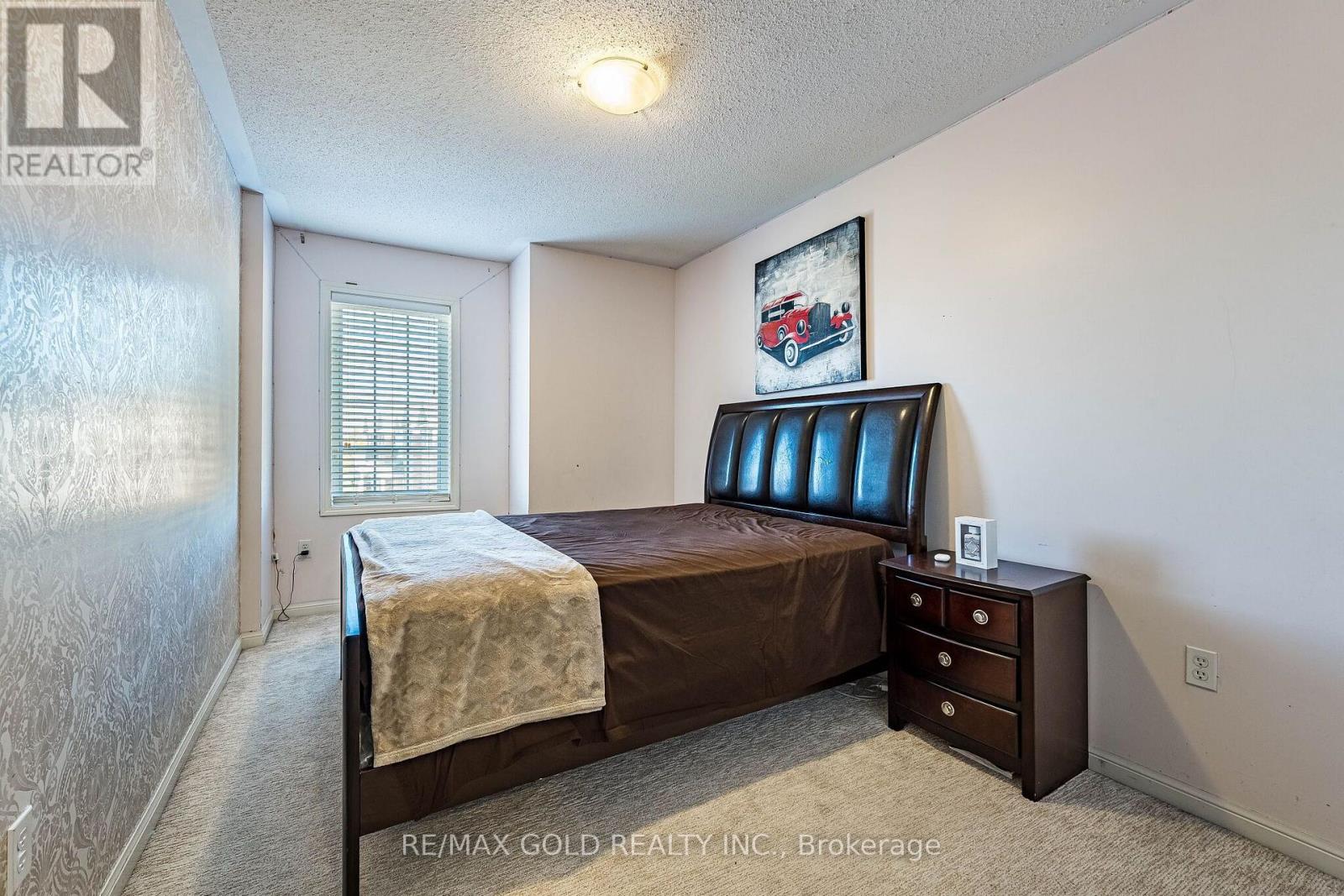 102 Decker Hollow Circle, Brampton, ON photo 43