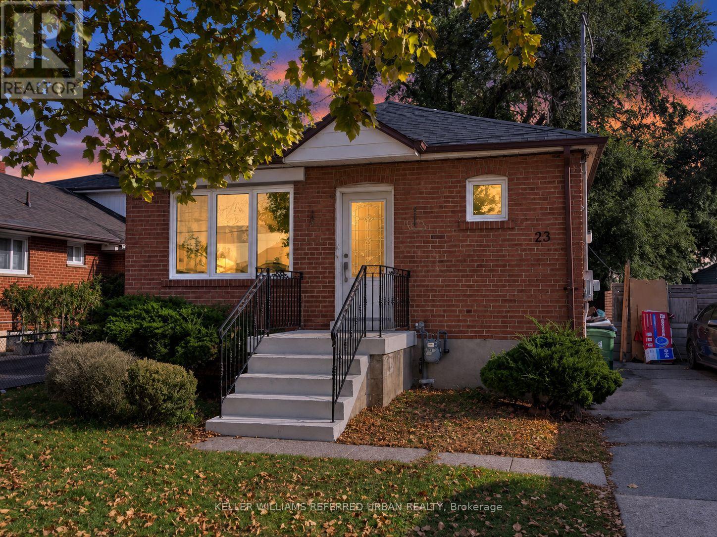 23 LOMA ROAD, Toronto (Stonegate-Queensway)