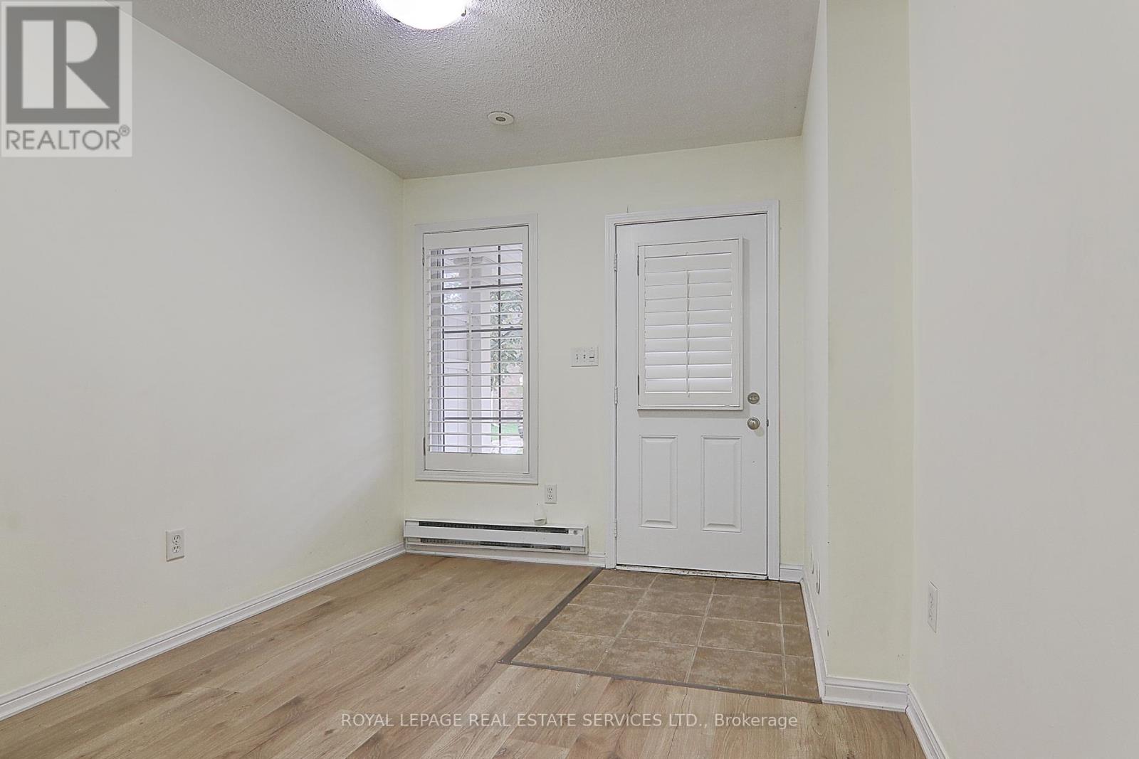 3047 DEWRIDGE AVENUE, Oakville (BC Bronte Creek) — photo 2