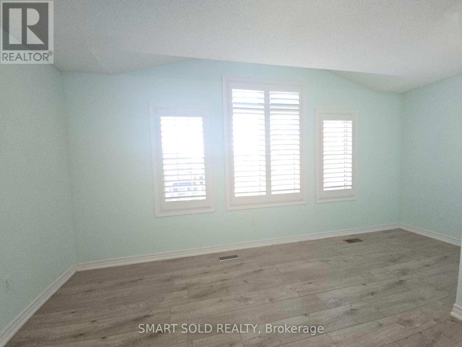 # MAIN + 2ND FLOOR - 10 FAIRHILL AVENUE, Brampton (Fletcher's Meadow) — photo 11
