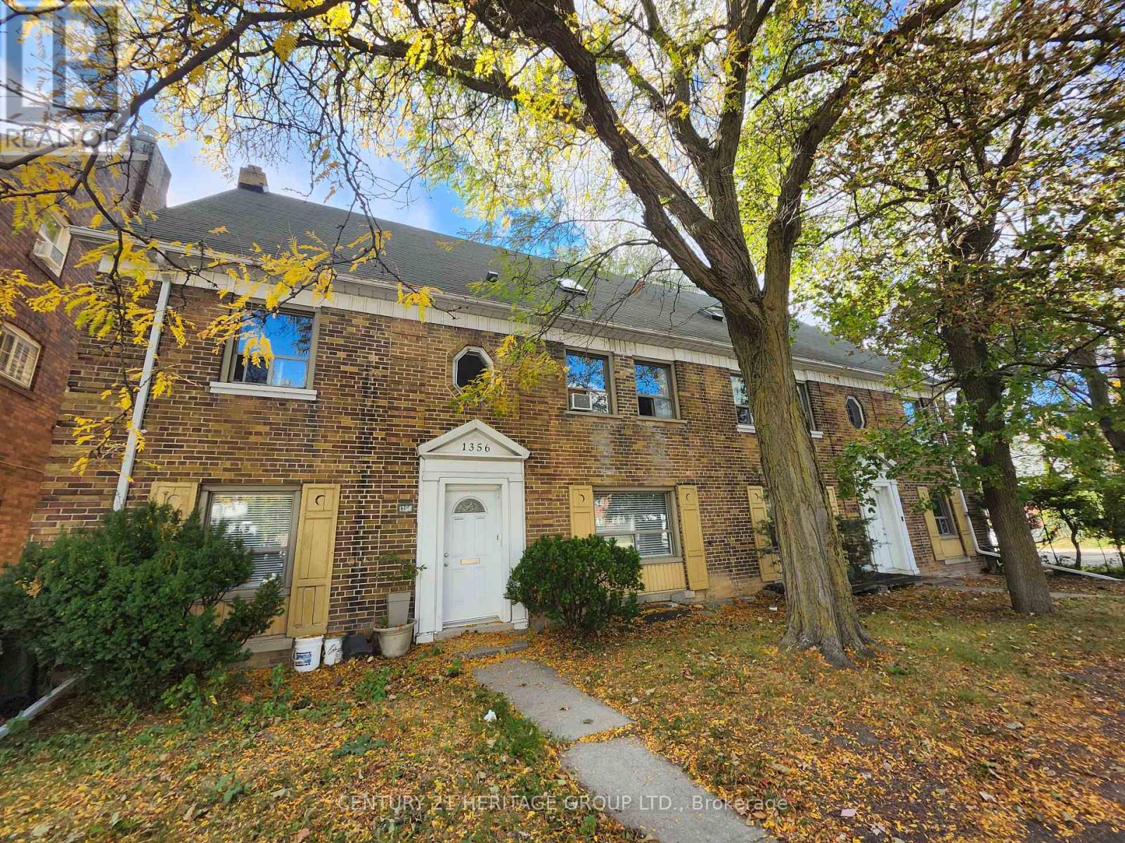 Photo of 1356 Avenue Road