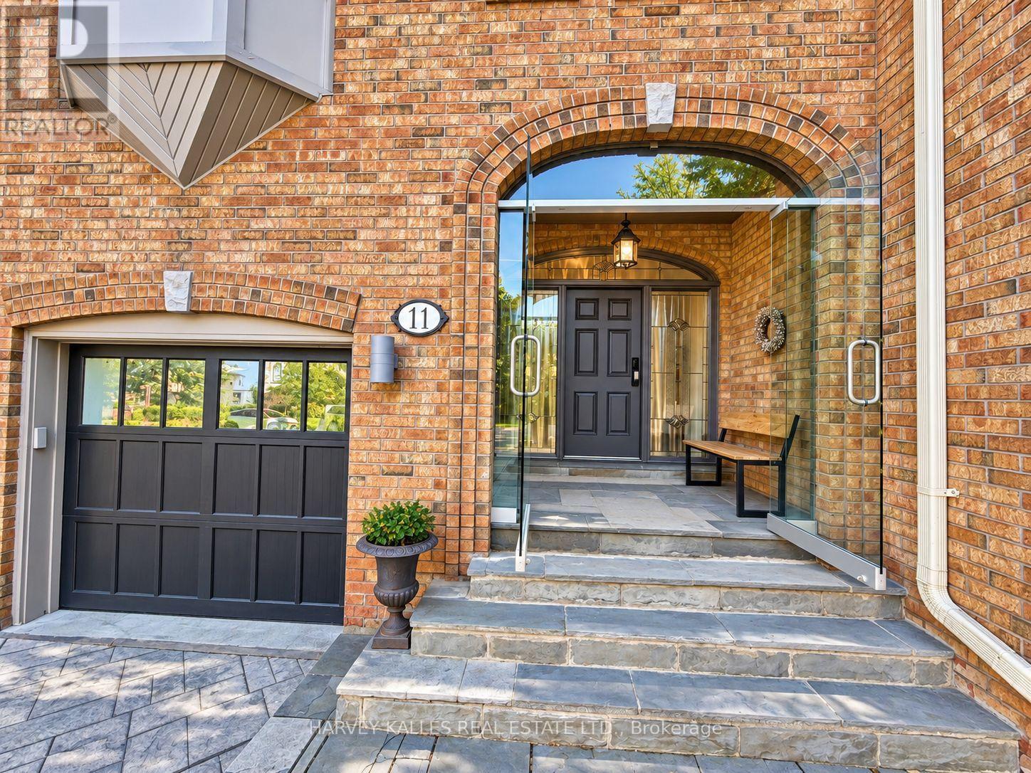 11 York Road, Toronto, ON photo 3