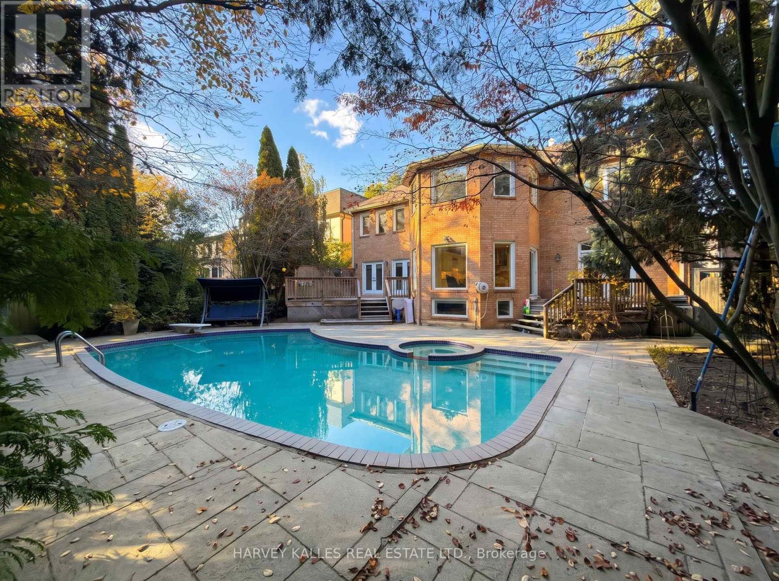 11 York Road, Toronto, ON photo 8