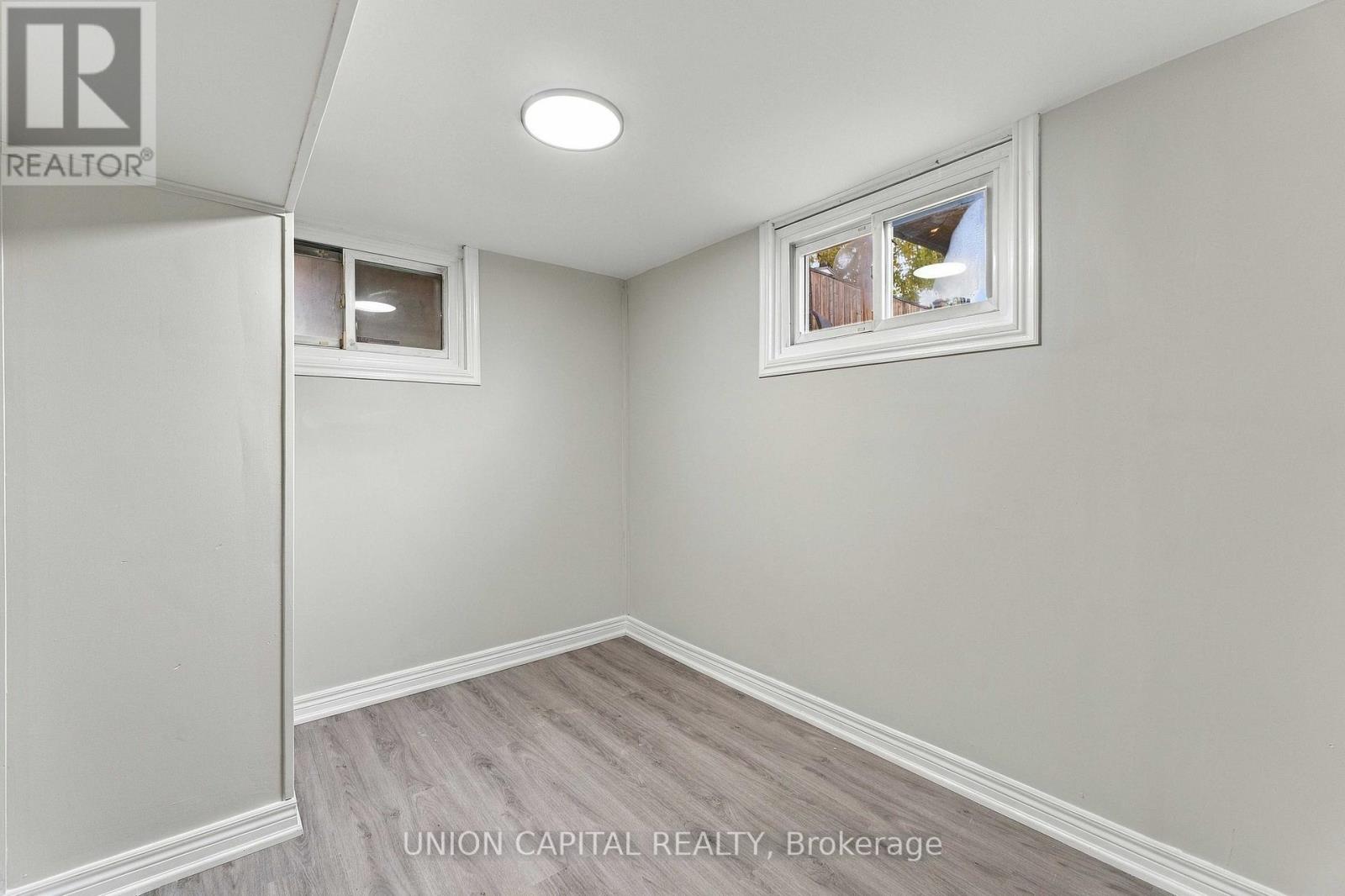 30 Collier Road North, Thorold, ON photo 33