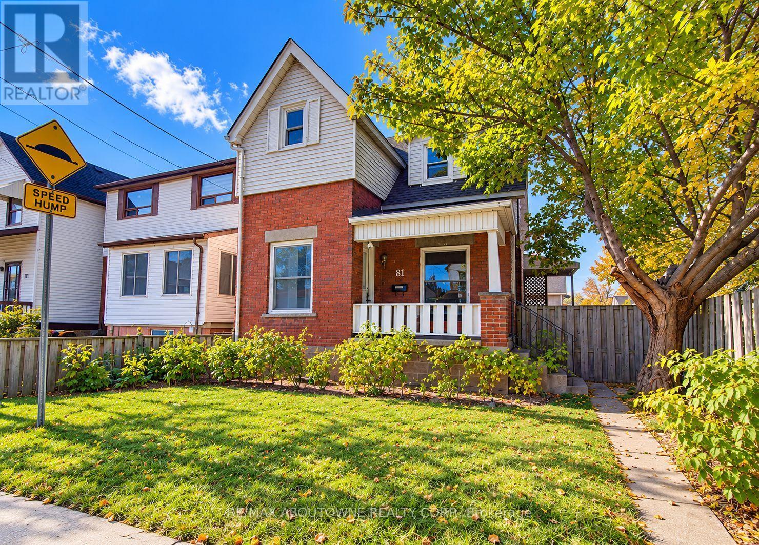 81 GLENDALE AVENUE N, Hamilton (Crown Point)
