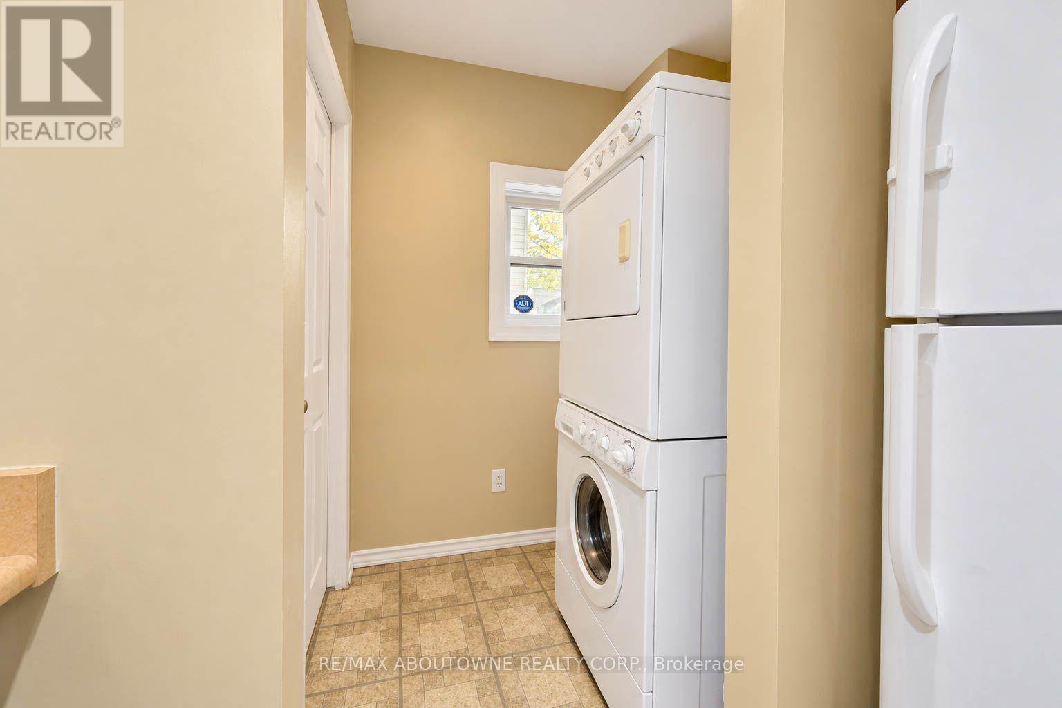 81 GLENDALE AVENUE N, Hamilton (Crown Point) — photo 12