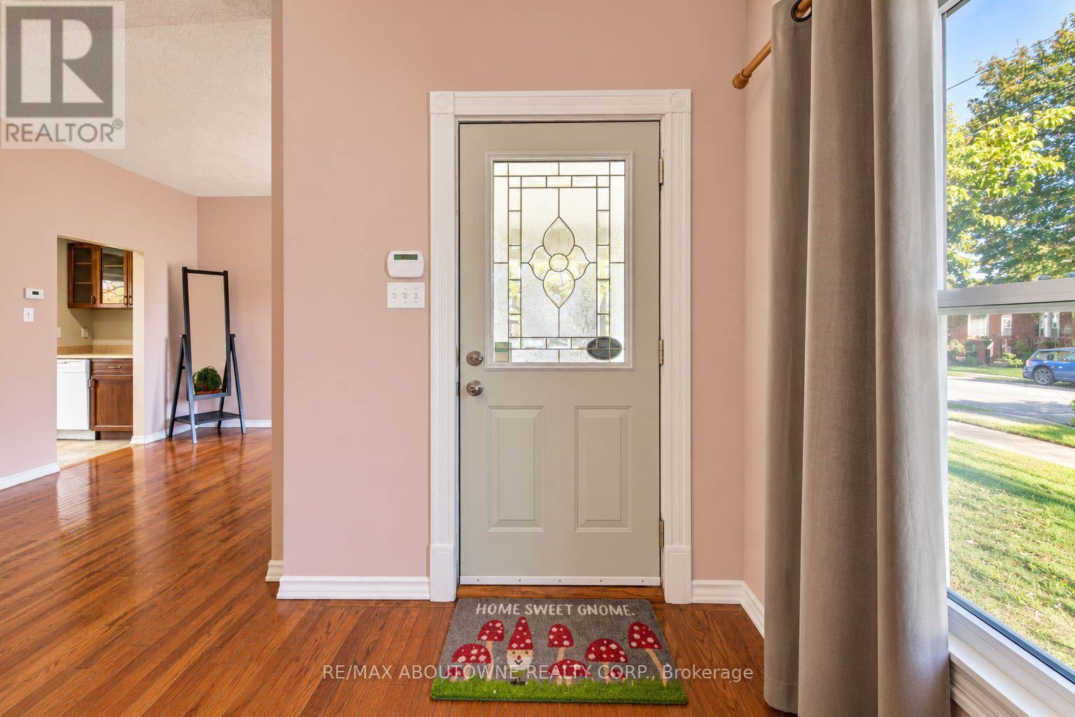 81 GLENDALE AVENUE N, Hamilton (Crown Point) — photo 4