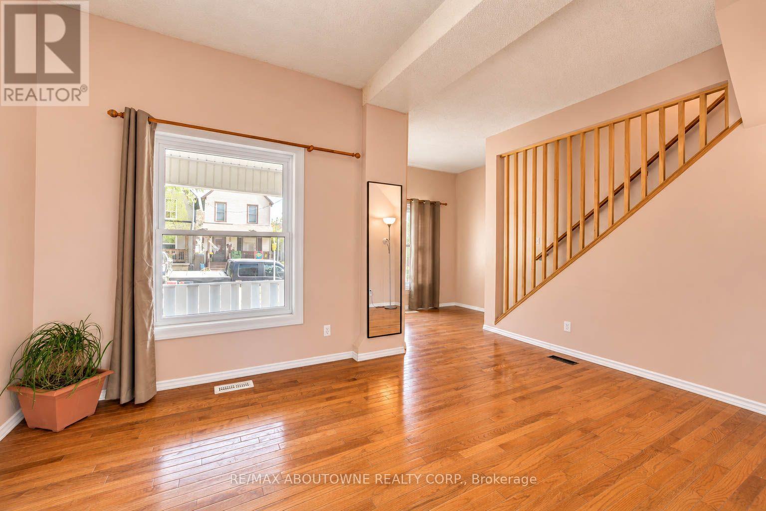 81 GLENDALE AVENUE N, Hamilton (Crown Point) — photo 5
