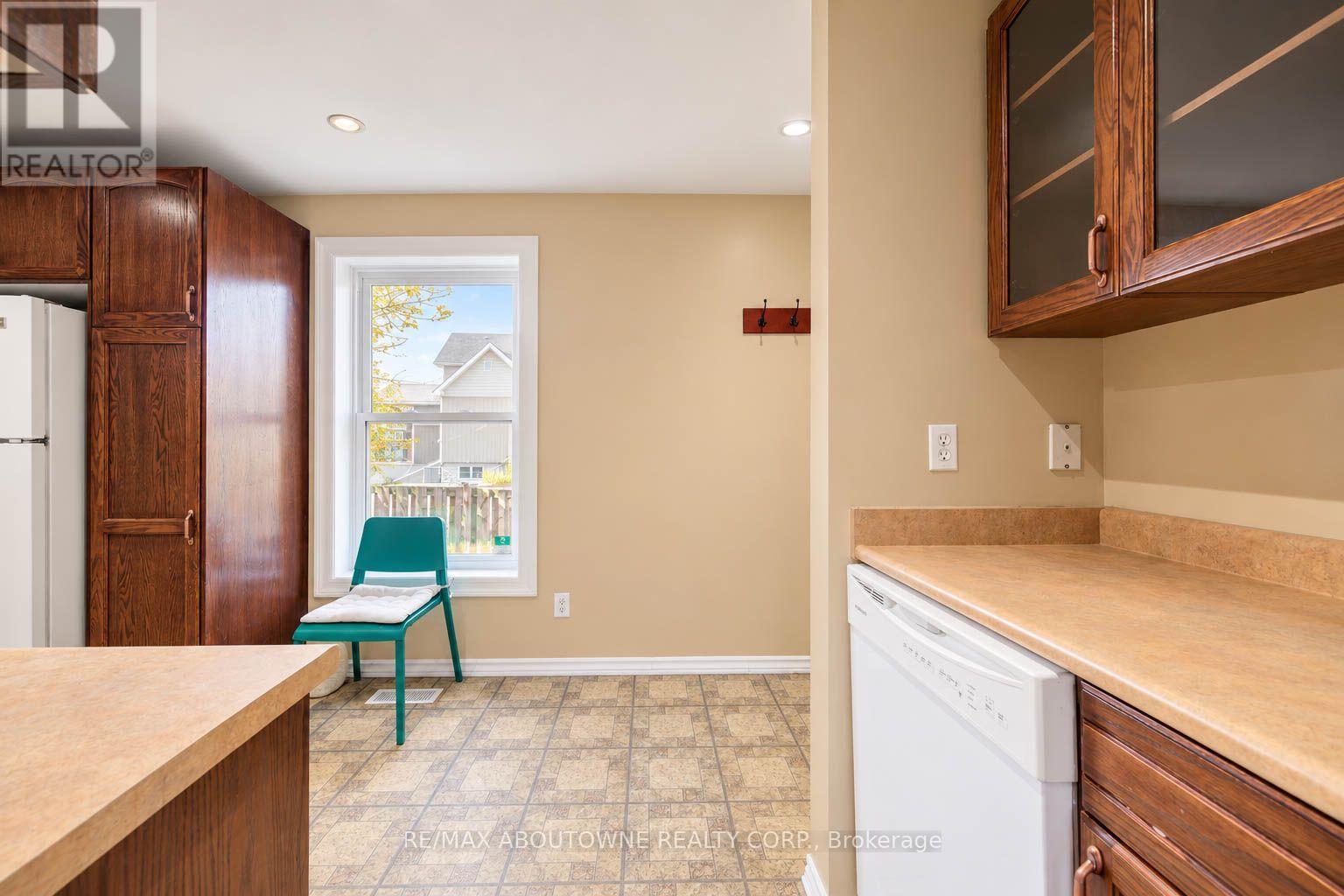 81 GLENDALE AVENUE N, Hamilton (Crown Point) — photo 8