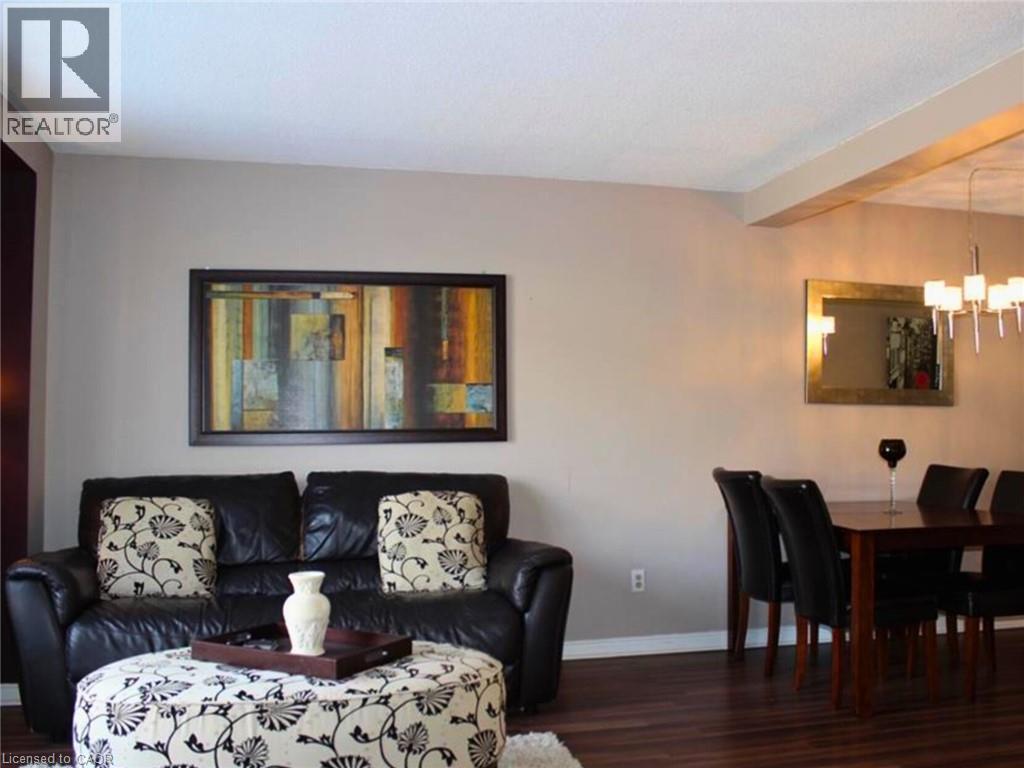 79 AYLMER Crescent, Stoney Creek — photo 4