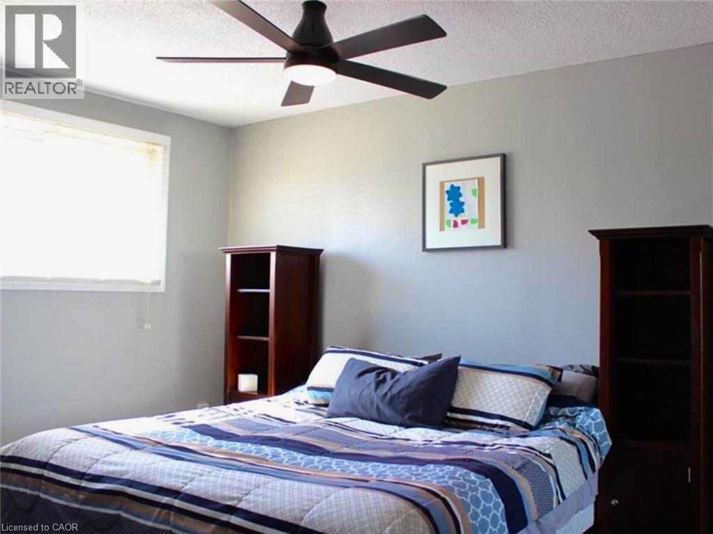 79 AYLMER Crescent, Stoney Creek — photo 9