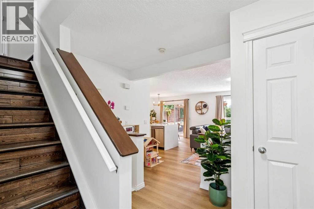 242 Cougar Plateau Mews SW, photo 30 of 42