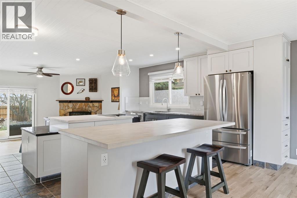 1409 Idaho Street, Carstairs — photo 11