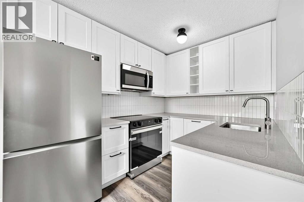 195 Manora Place NE, Calgary, Alberta, T2X7A5