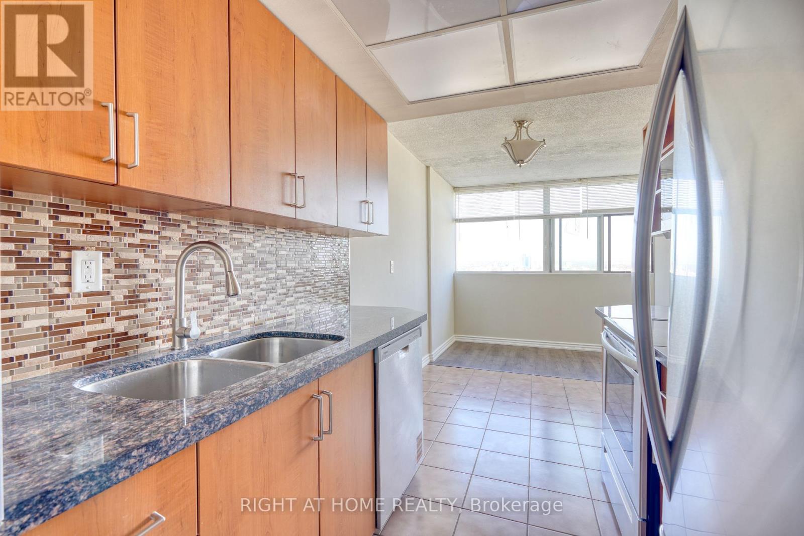 2508- 100 Antibes Drive, Toronto, ON photo 11