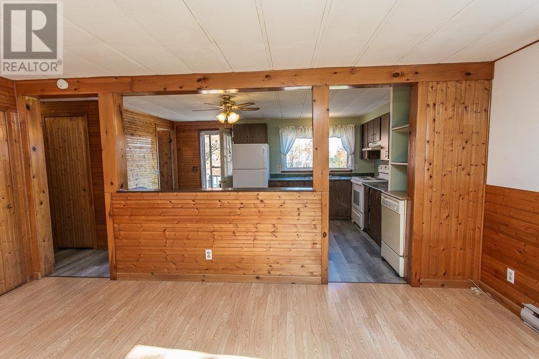 87 Federation ST S, Thessalon — photo 6
