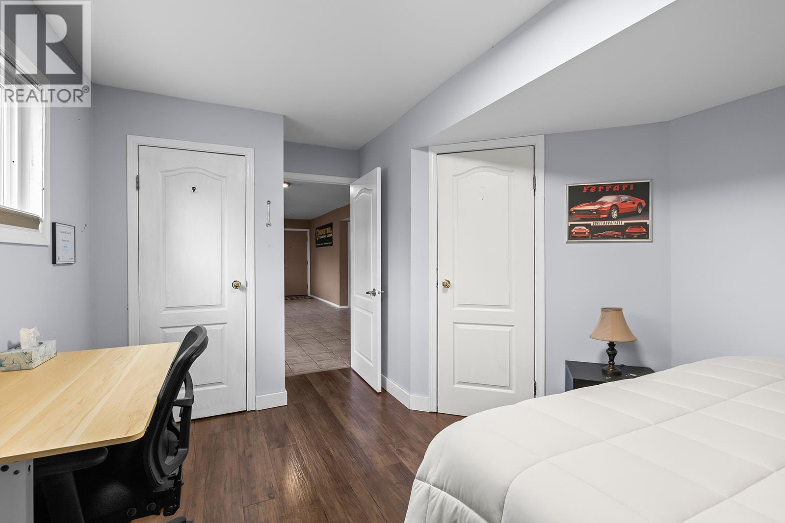  1050 Pinecrest Lane, Kelowna