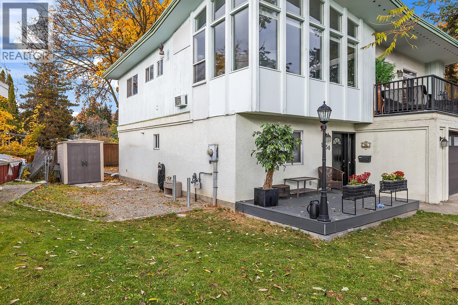  1050 Pinecrest Lane, Kelowna