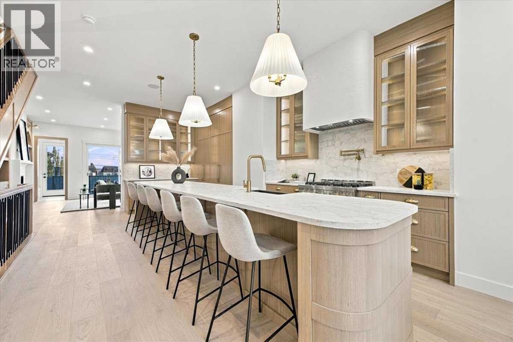 2430 30 Avenue SW, Calgary — photo 10