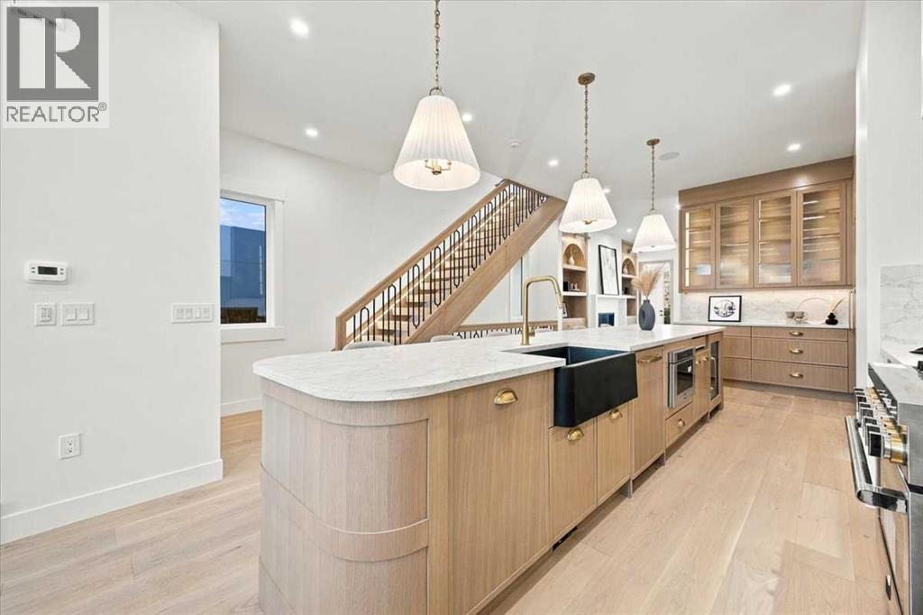 2430 30 Avenue SW, Calgary — photo 11