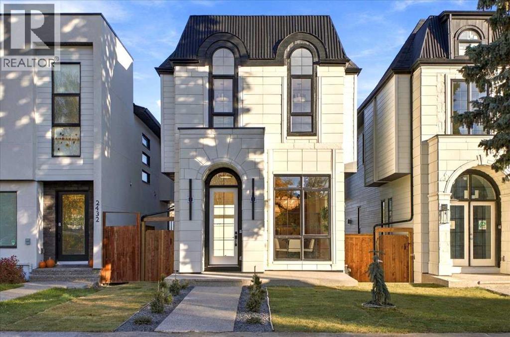 2430 30 Avenue SW, Calgary — photo 2