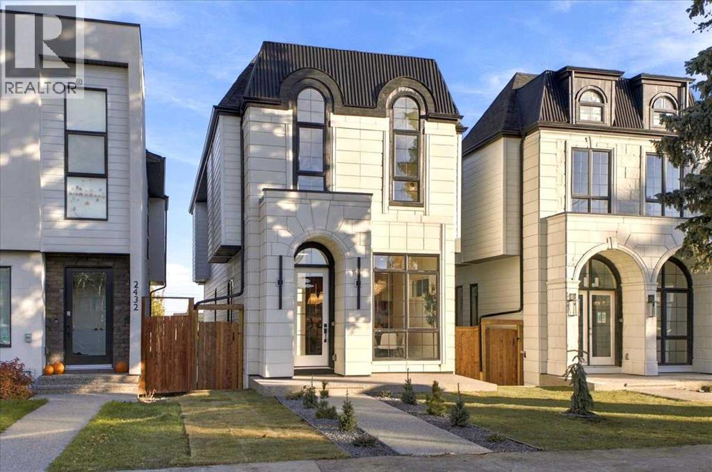 2430 30 Avenue SW, Calgary — photo 3