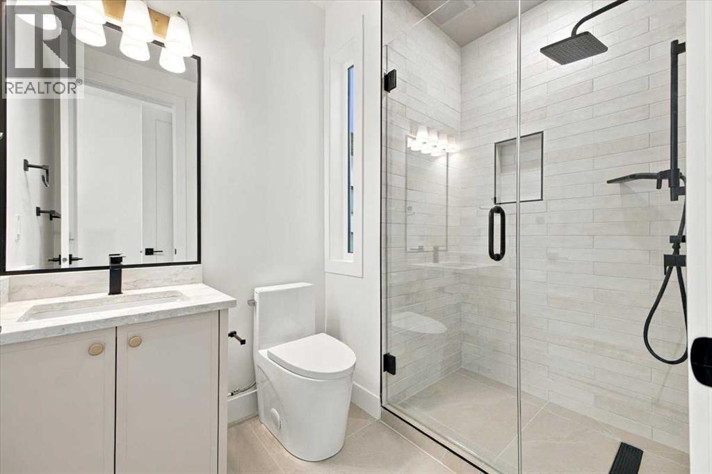 2430 30 Avenue SW, Calgary — photo 35