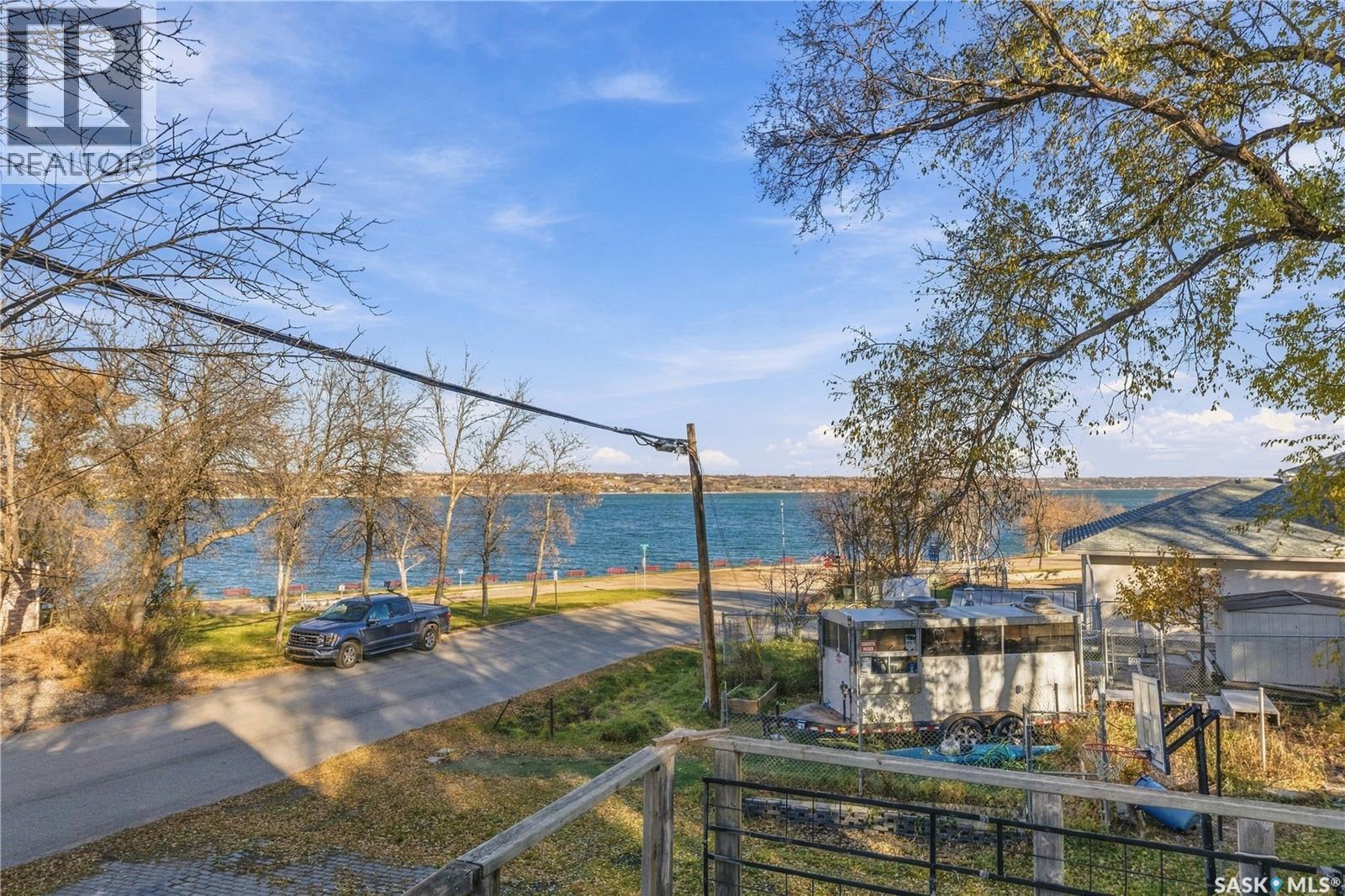 317 2nd AVENUE, Regina Beach — photo 16