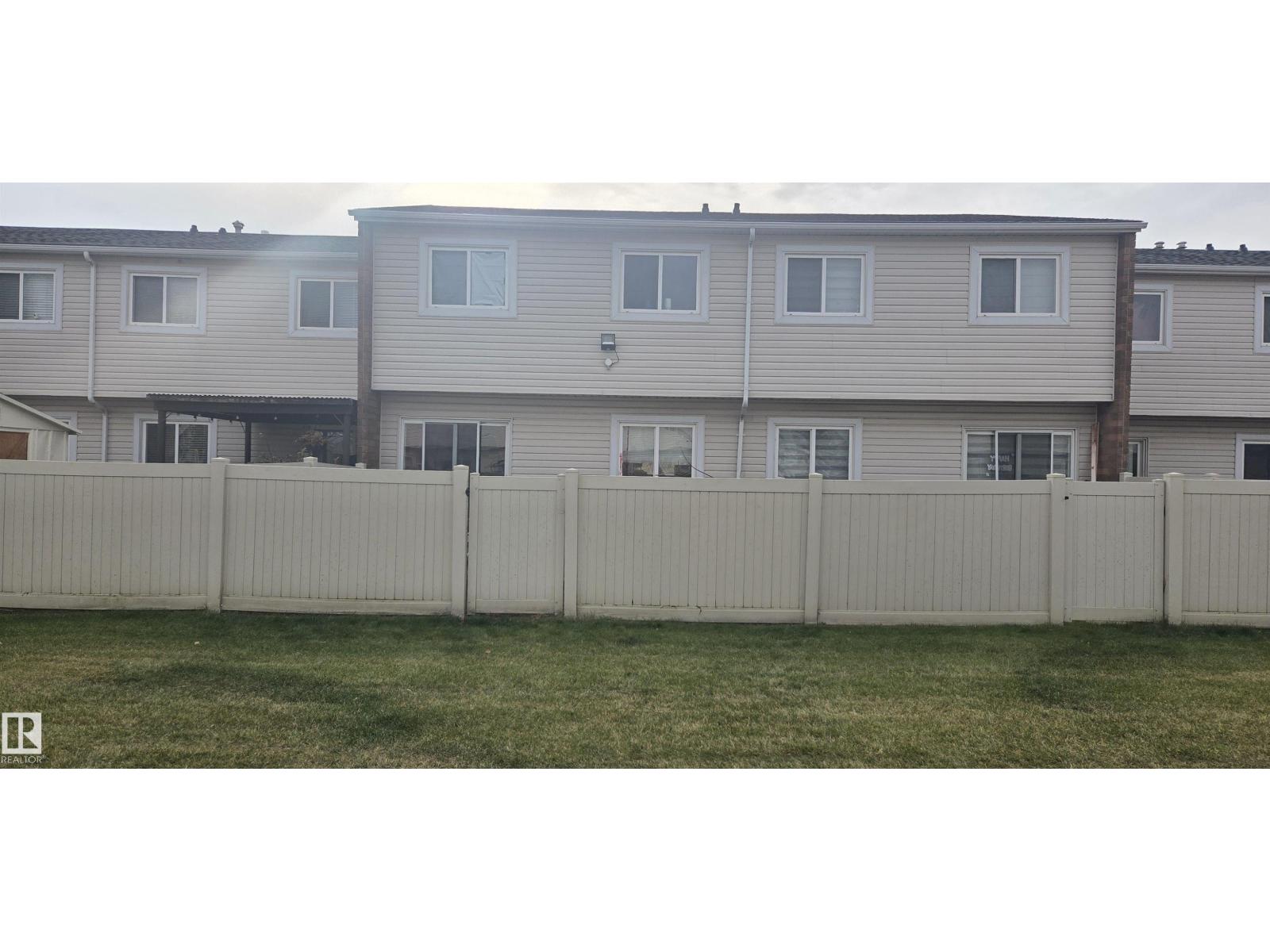 148 CENTENNIAL CO NW, Edmonton — photo 23